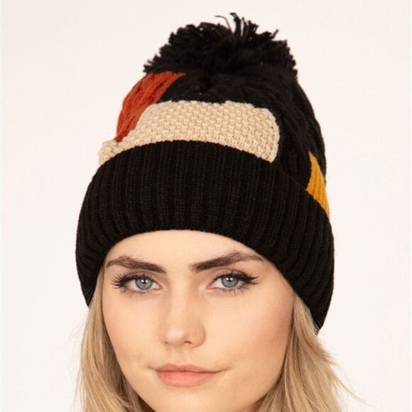 Accessories - Women's Cozy Multicolor Bold Insulated Knit Beanie